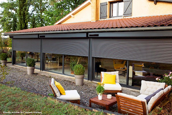 SOLAR-ROLLLÄDEN von SOMFY